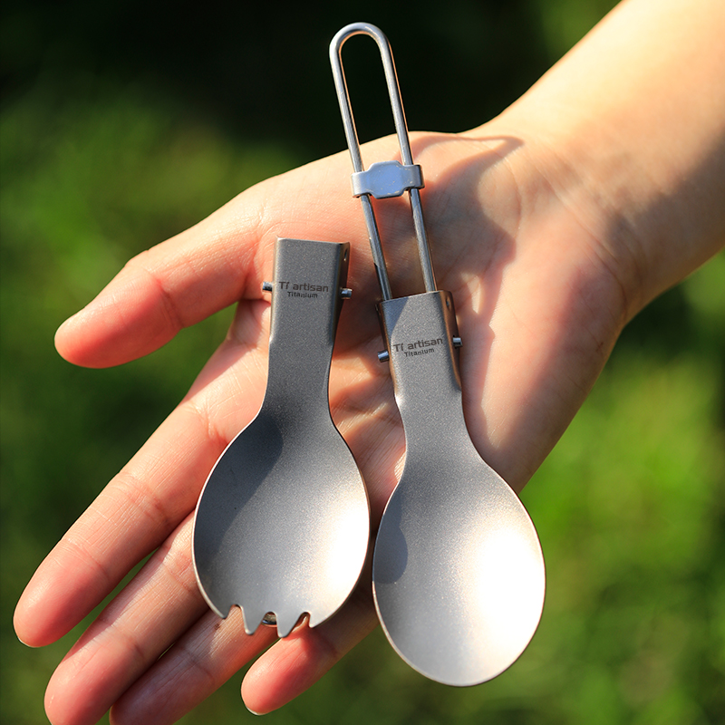 Camping Cooking Oil Container - ملعقة وشوكة من التيتانيوم خفيفة الوزن